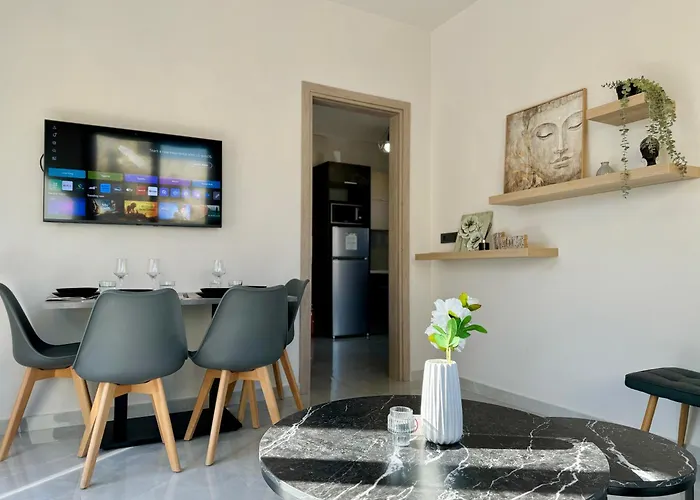 Kozy Koala Apartments, N21, Near Akropolis