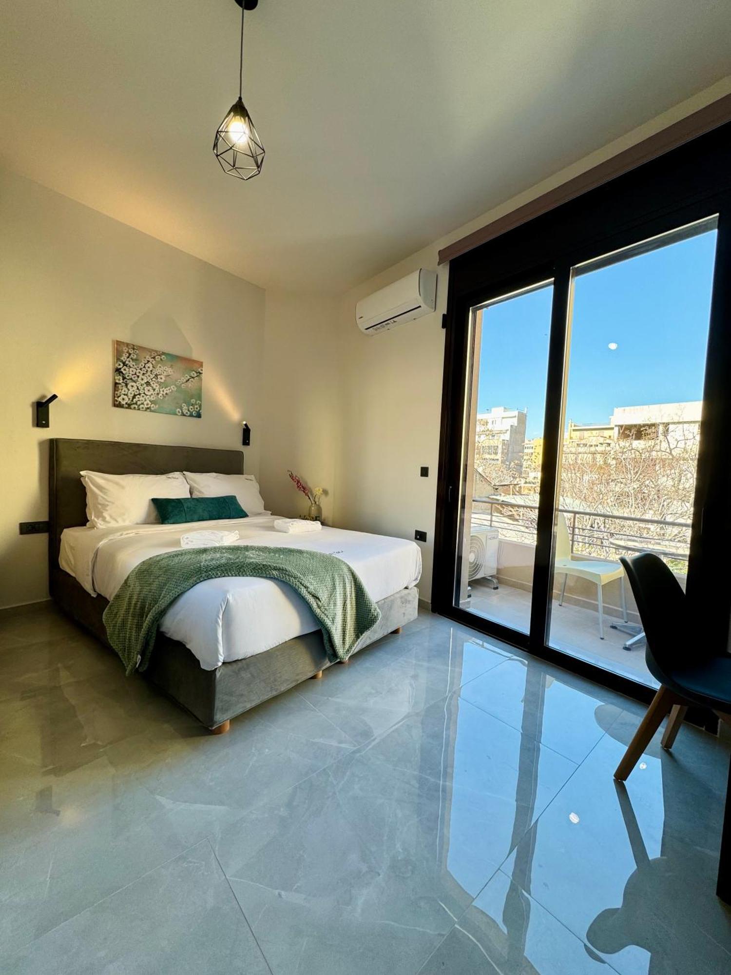 Kozy Koala Apartments, N21, Near Akropolis Apartment Athens